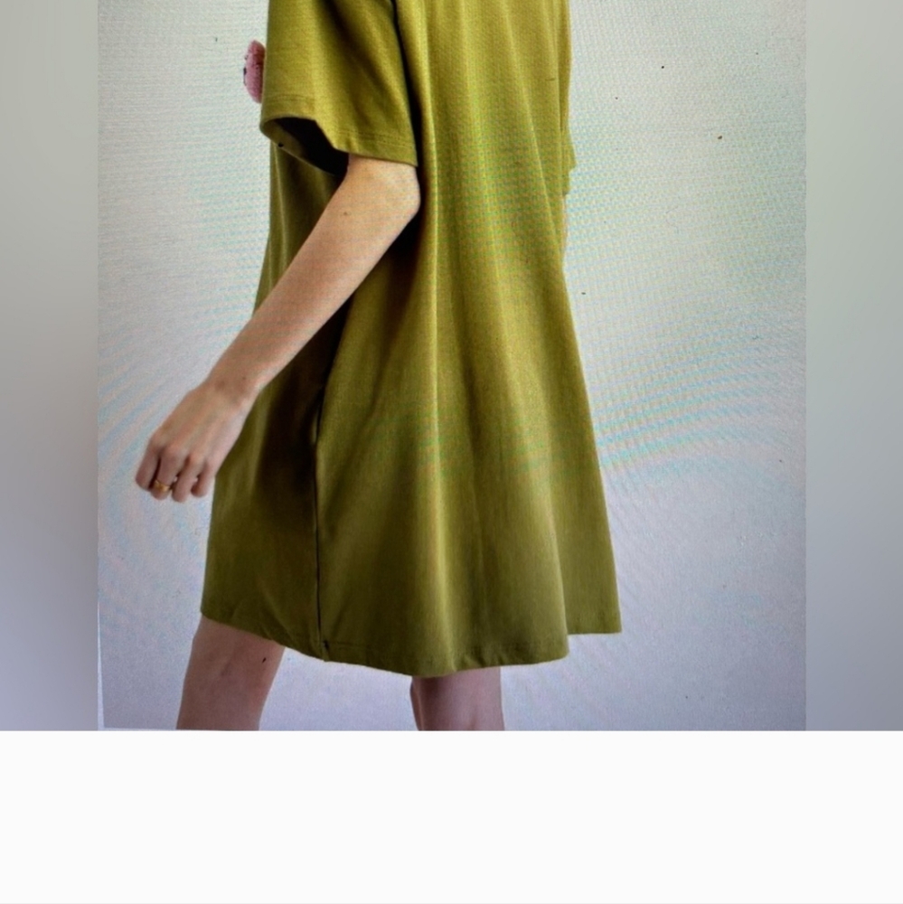 HELLO PATCHED TUNIC DRESS - Picture 3 of 3